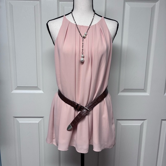 NWOT Vince Camuto Flowy Halter look neckline blouse. Fully lined; Blush. Size S - Picture 1 of 8